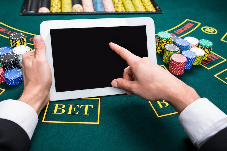 BCA virtual account deposit and Lightning Roulette session on racik slot